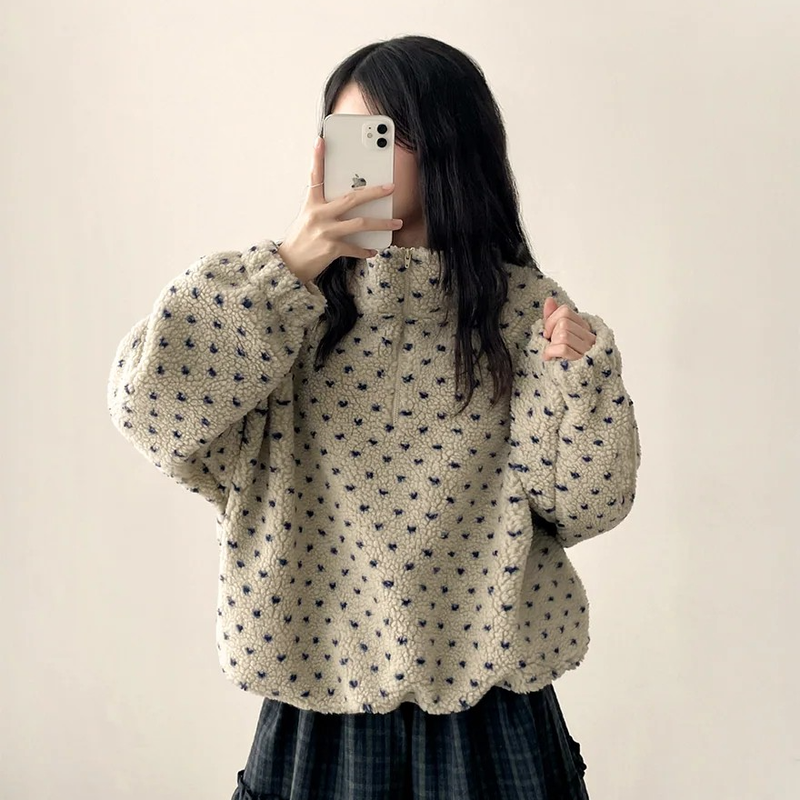 Marie Heart Dot Pattern Fleece High Neck Half Zip Up