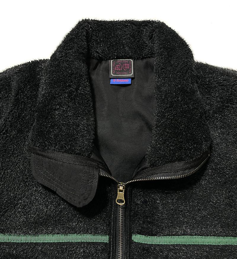 Line taping faux fur mustang