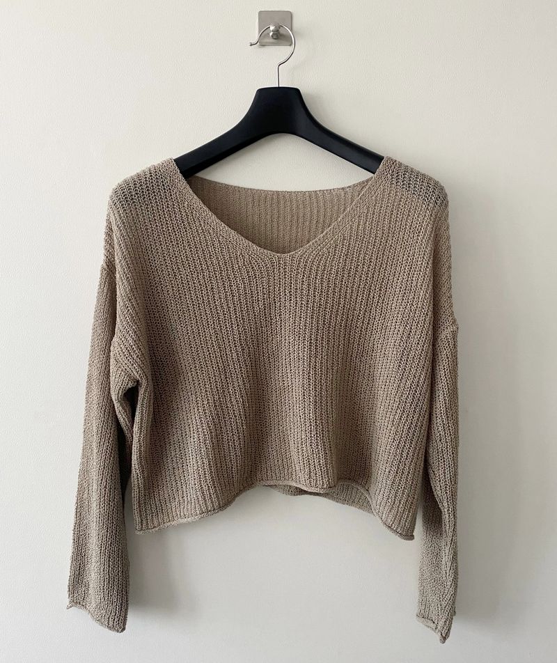 Dense V neck knit