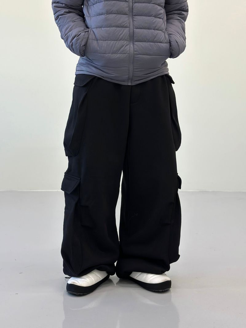 Double Pocket Multi Cargo Sweatpants 4C