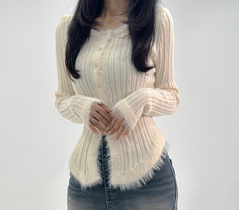 CCORTTI（コルッティ）の「WOOL-BLEND♥ファーディテールチューリップUネックスリムニットリブカーディガン - 3 COLOR（トップス）」