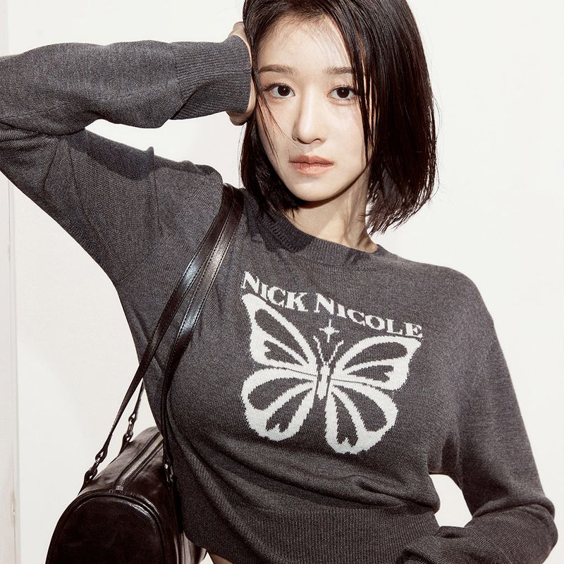 NICK&NICOLE（ニック＆ニコール）の「BOLD BUTTERFLY JAQUARD KNIT_CHARCOAL（Tops）」