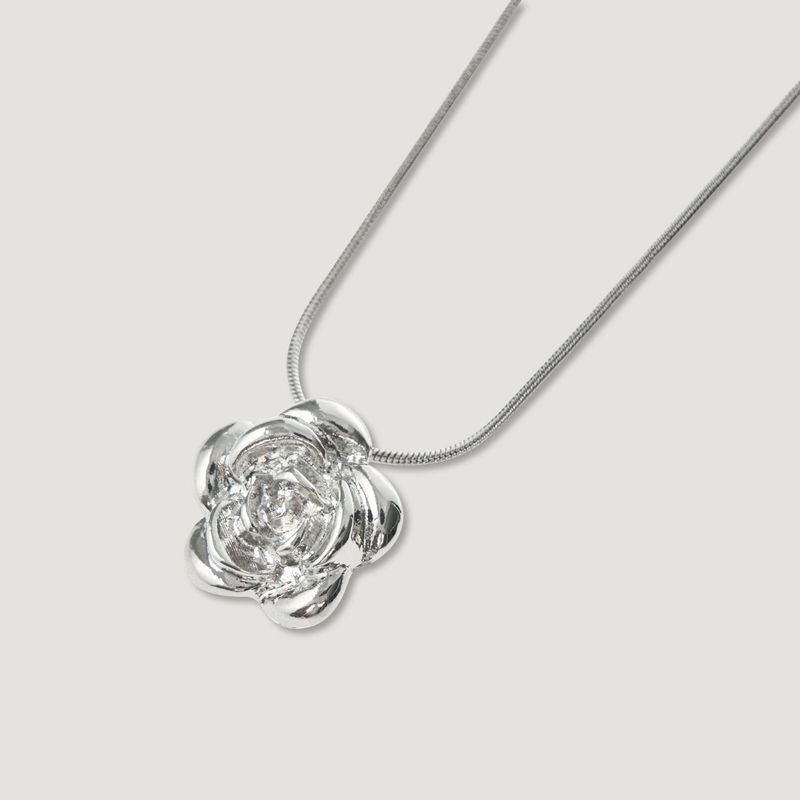 Signature Rose Necklace