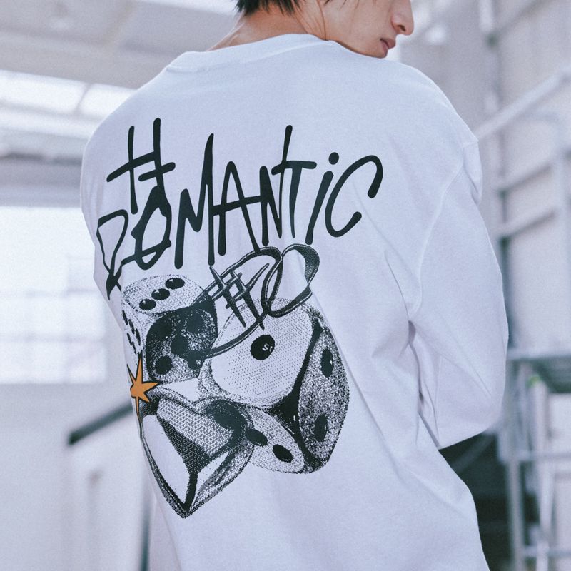 ROMANTIC CROWN（ロマンティッククラウン）の「ロマンティックダイスロングスリーブTシャツ（トップス）」