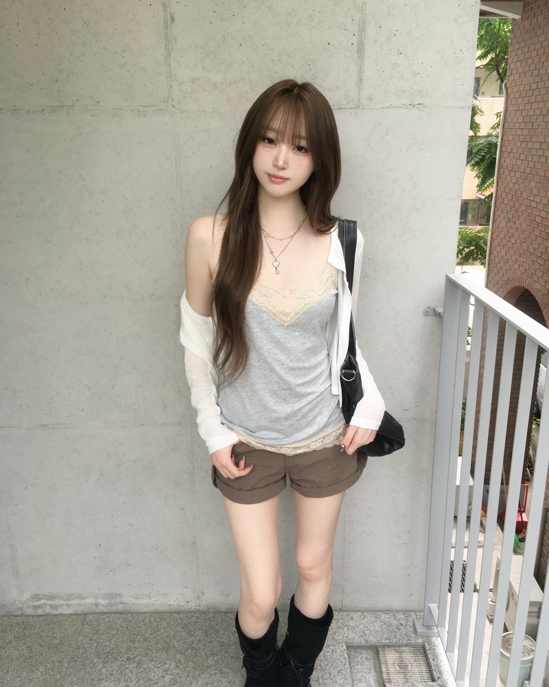 Cotton roll up shorts