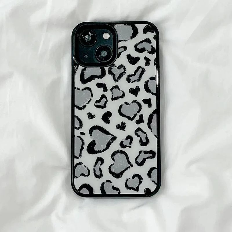 venitore（ヴェニトー）の「[MADE][Magsafe Glass Bumper Case] Heart Leopard Drawing Case ⋆ Light Gray（Smartphone Accessories）」