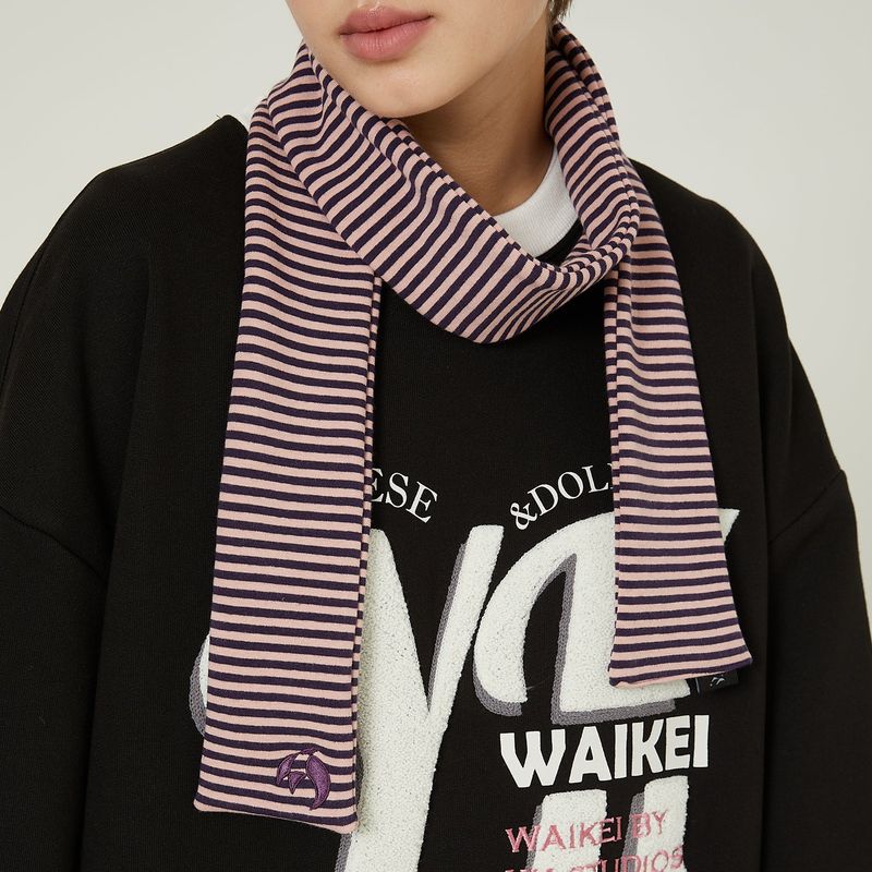 Dolphin embroidery stripe muffler