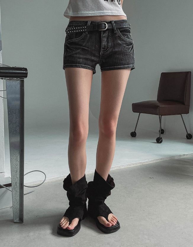 Vintage Low Back Pocket Short Pants