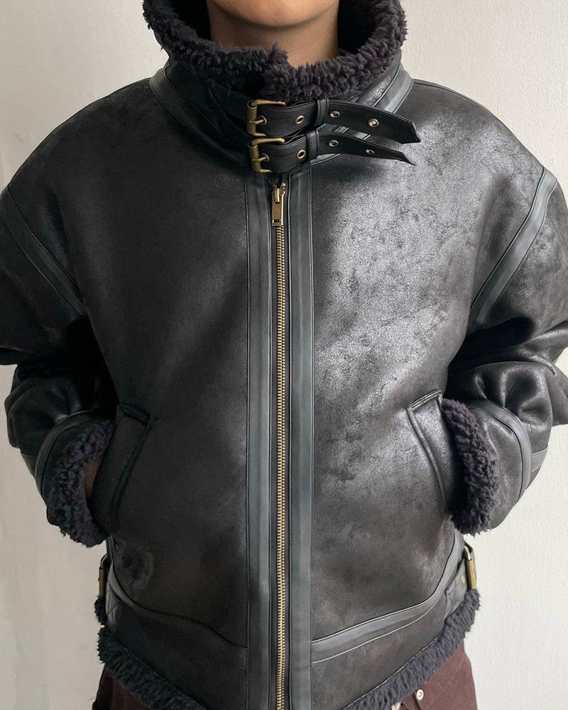 Dual Crop Leather Mustang