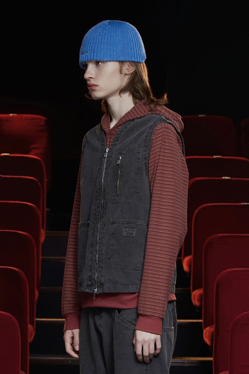 DYED ZIP CARGO VEST / CHARCOAL