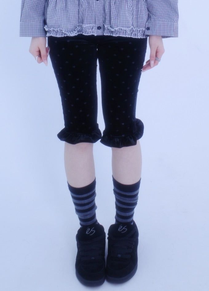 myorang（ミョラン）の「ラブベルベットフリルパンツ（Pants）」