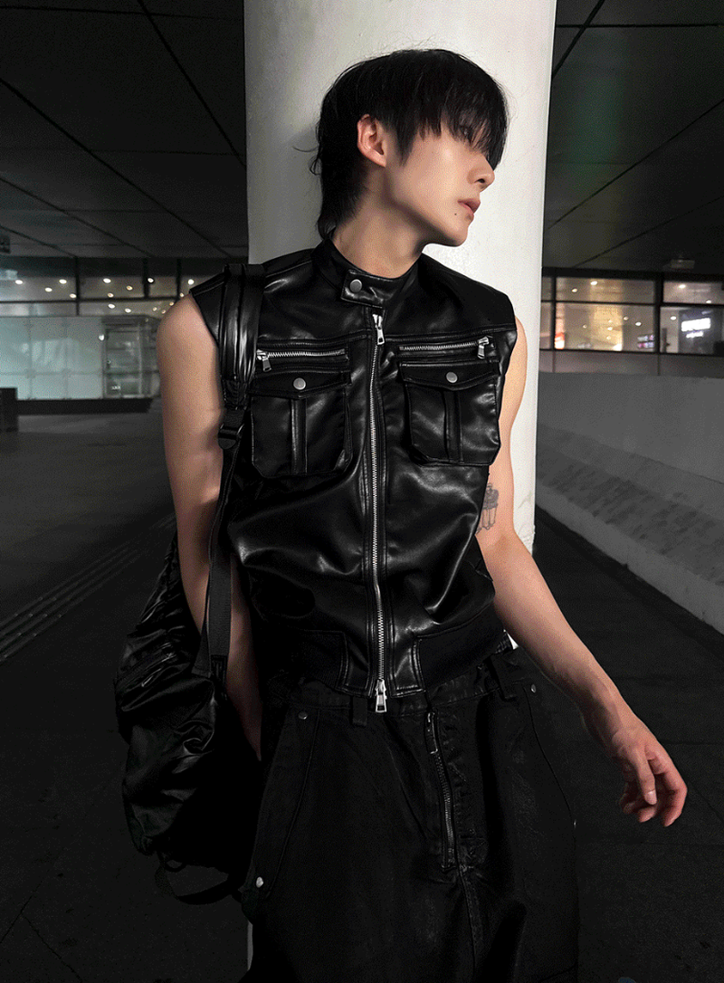 Utility Pocket Cropped Vest