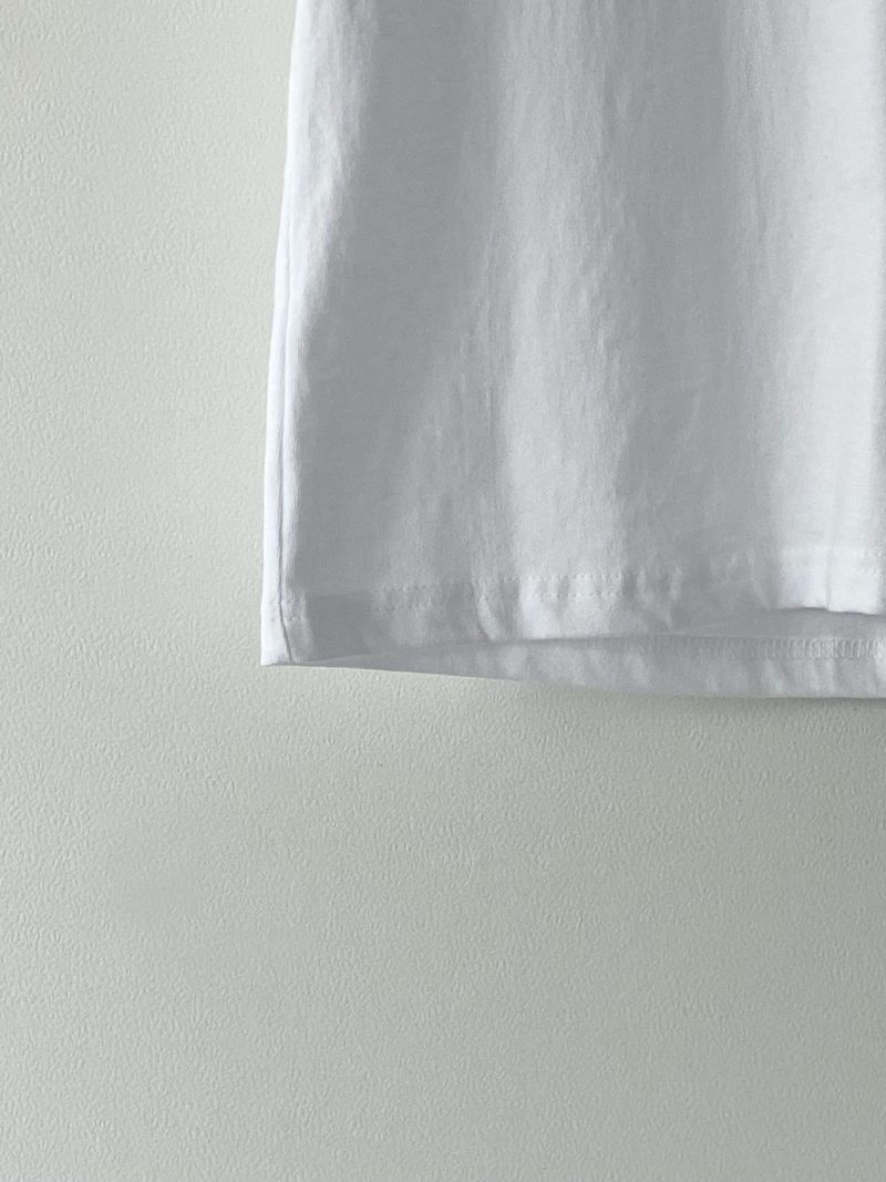 Instantaneous basic t-shirt