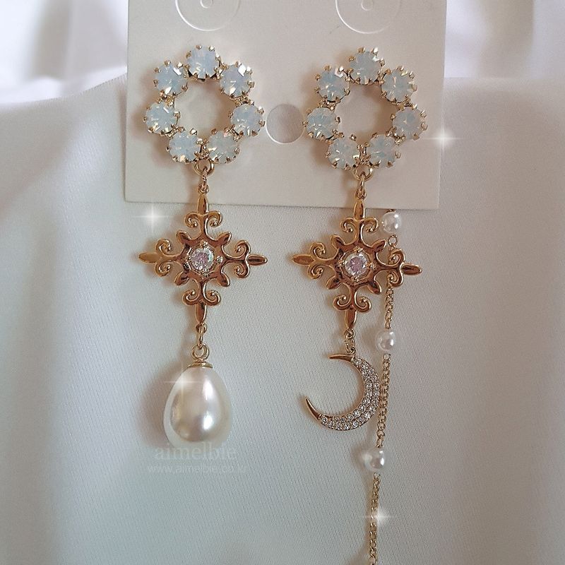 Luna Angel Earring (Purple Kiss Dosie Earring)