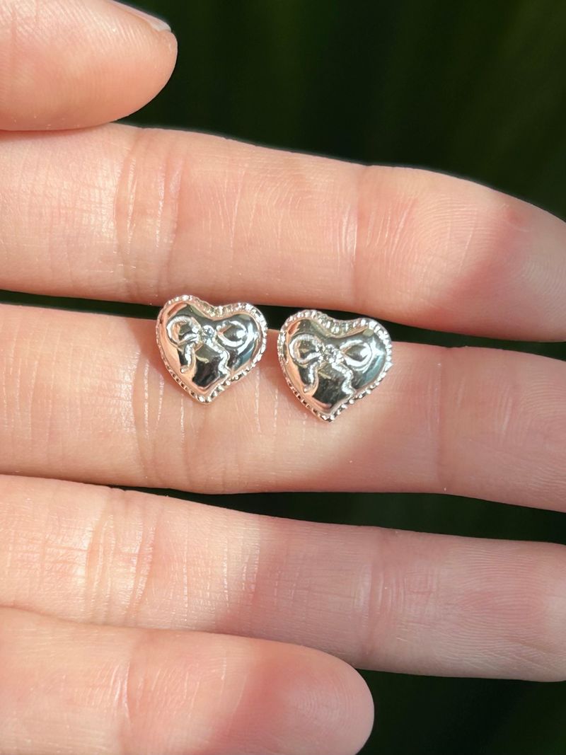 Ribbon Heart Earrings