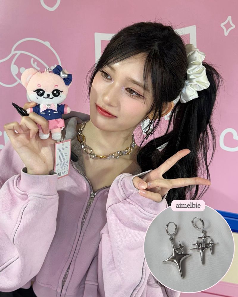  [Aespa Karina, IVE Gaeul Piercing] Sparkle Sparkle Huggies Piercing