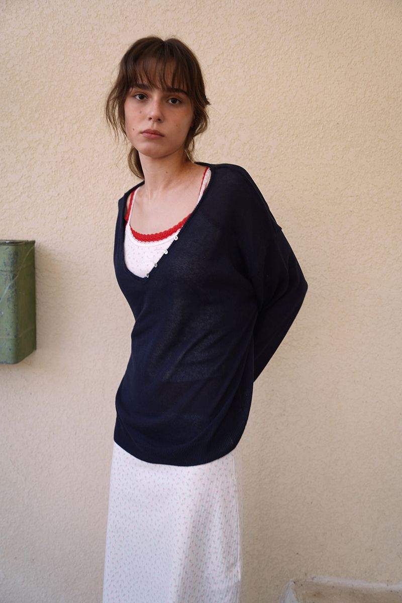 Button v-neck knit_navy