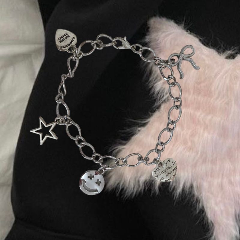 chouchou（シュシュ）の「nknk_bracelet（Accessories）」