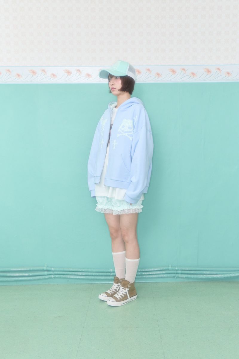 KIRI SKULL PATCH HOODIE (BLUE)