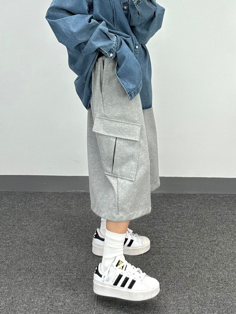 diagonal cargo bermuda pants