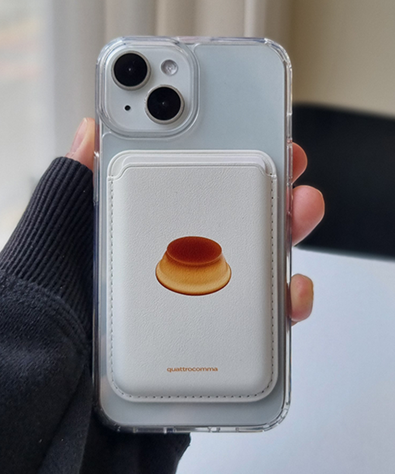 quattrocomma（クアトロコンマ）の「 プディング MagSafe レザーカードウォレット（スマホグッズ/小物）」