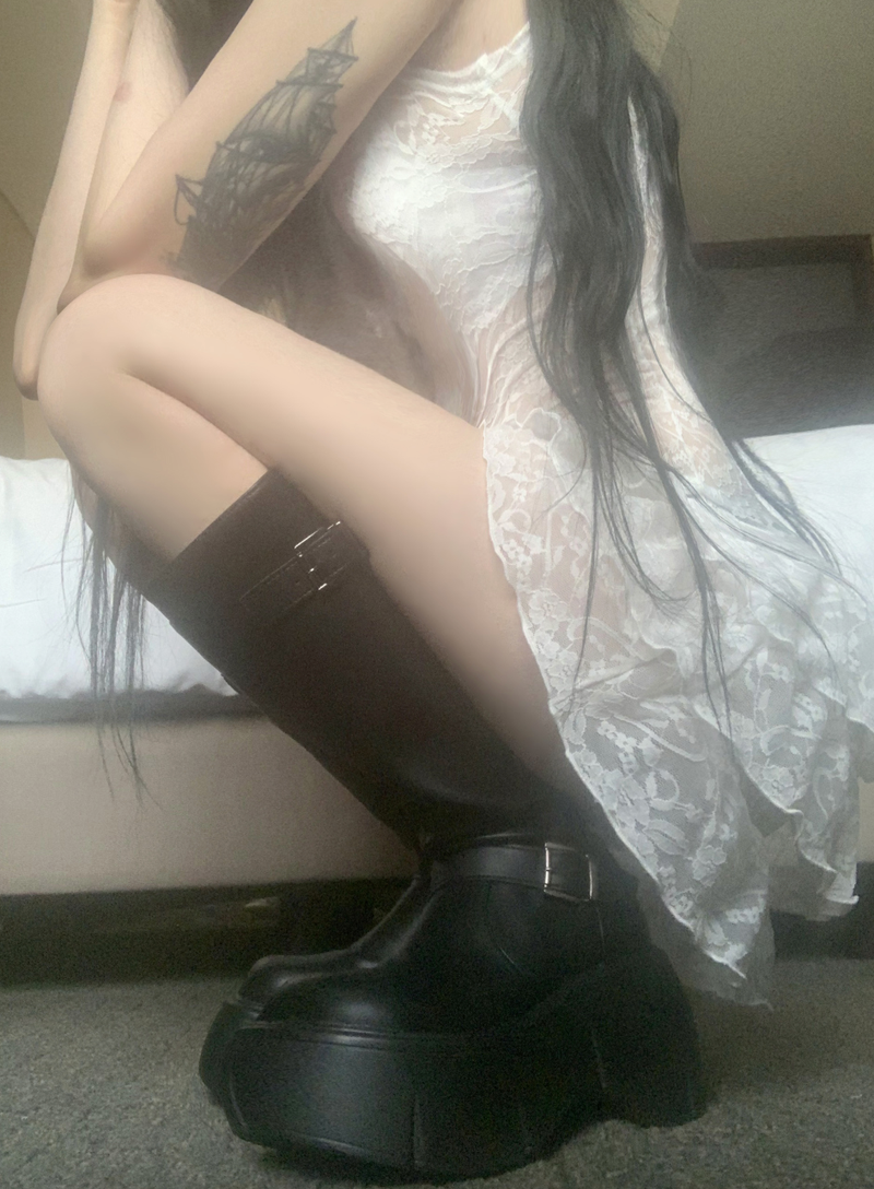 suzen（スゼン）の「Sugena Platform Buckle Long Boots（Shoes）」