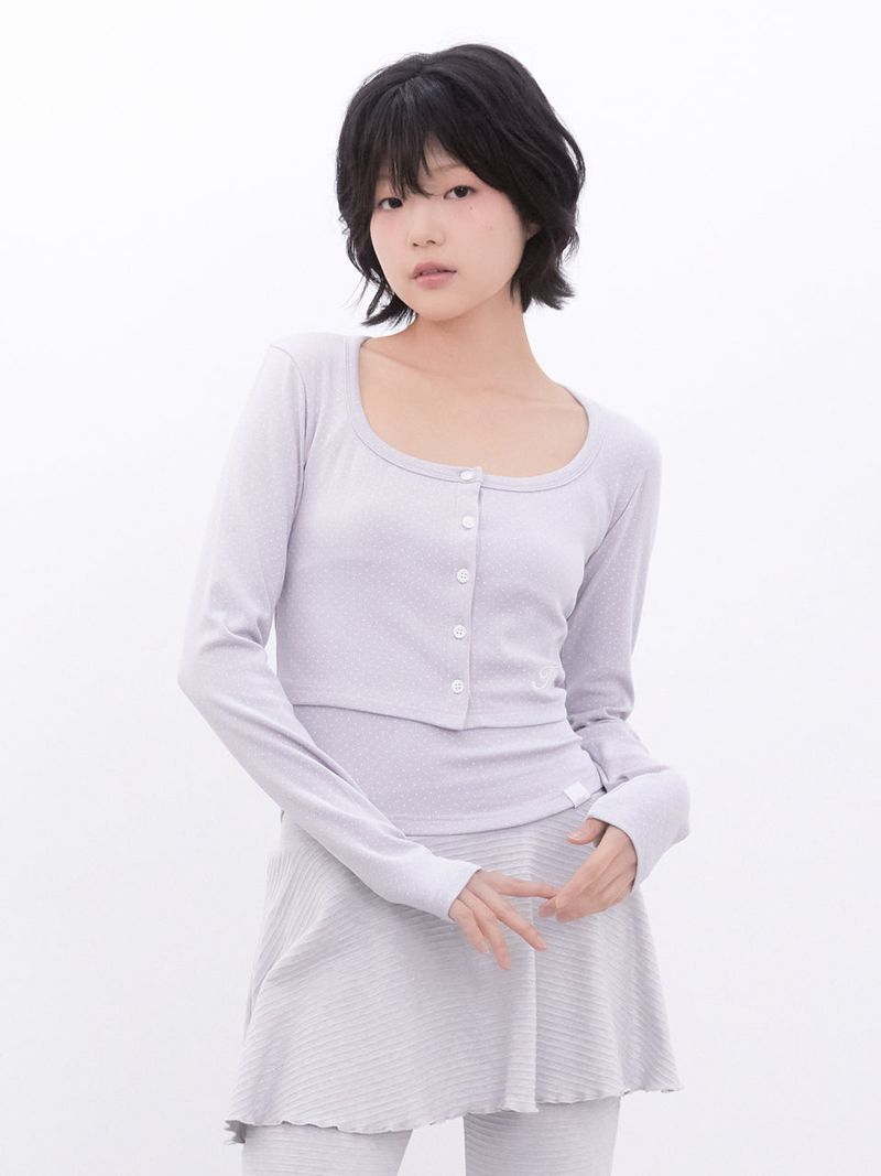 Innermuseum(インナーミュージアム)の「Dot Button Crop Cardigan(BABYBLUE)(Tops)」