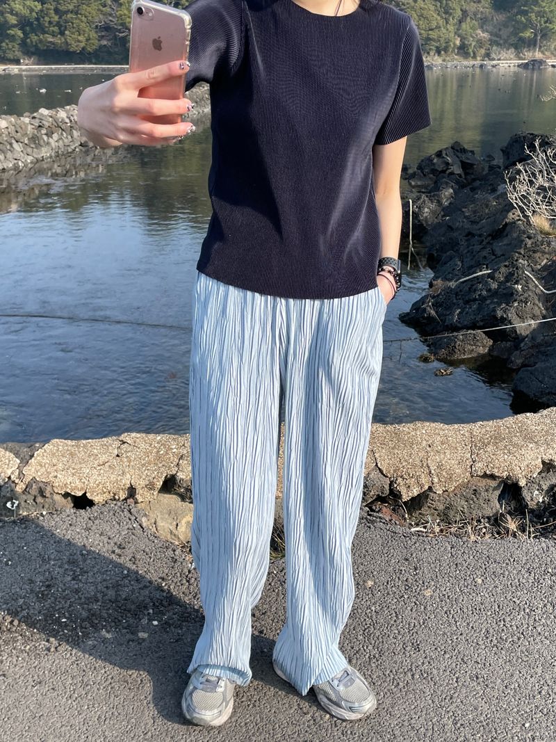 Pleats T-shirts