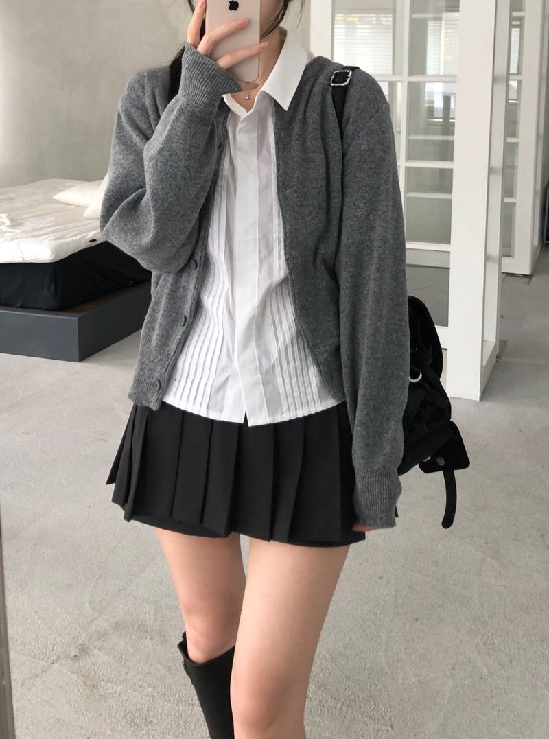 Ray Pintuck Shirt (one color)
