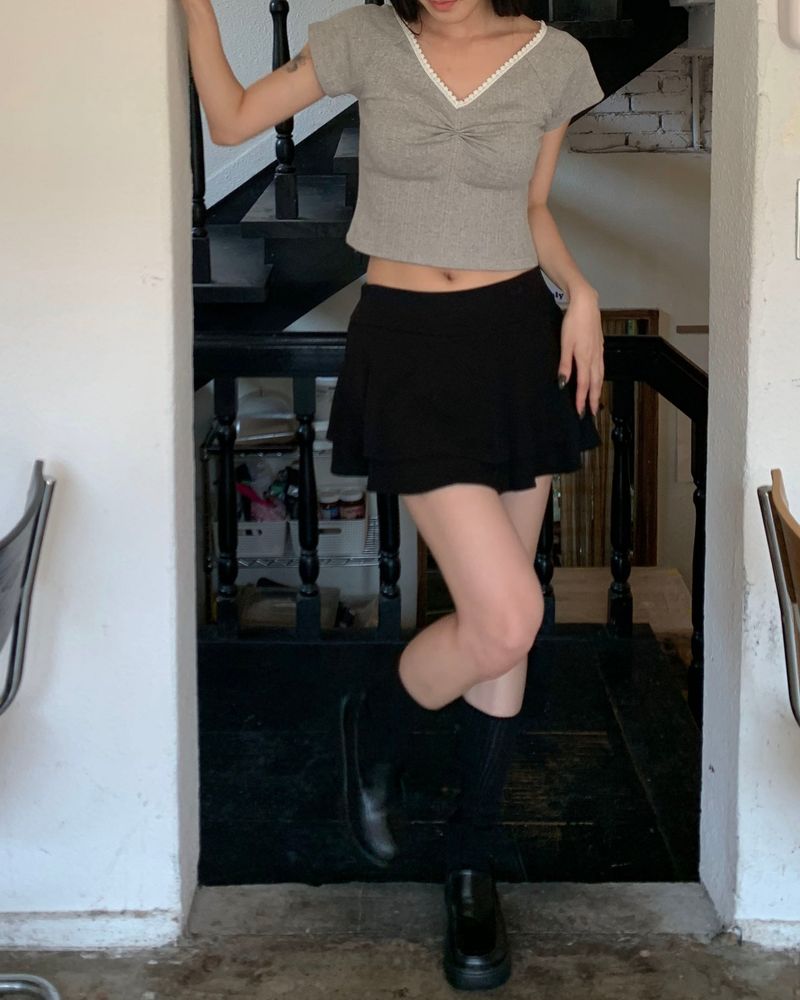 Low cancan skirt