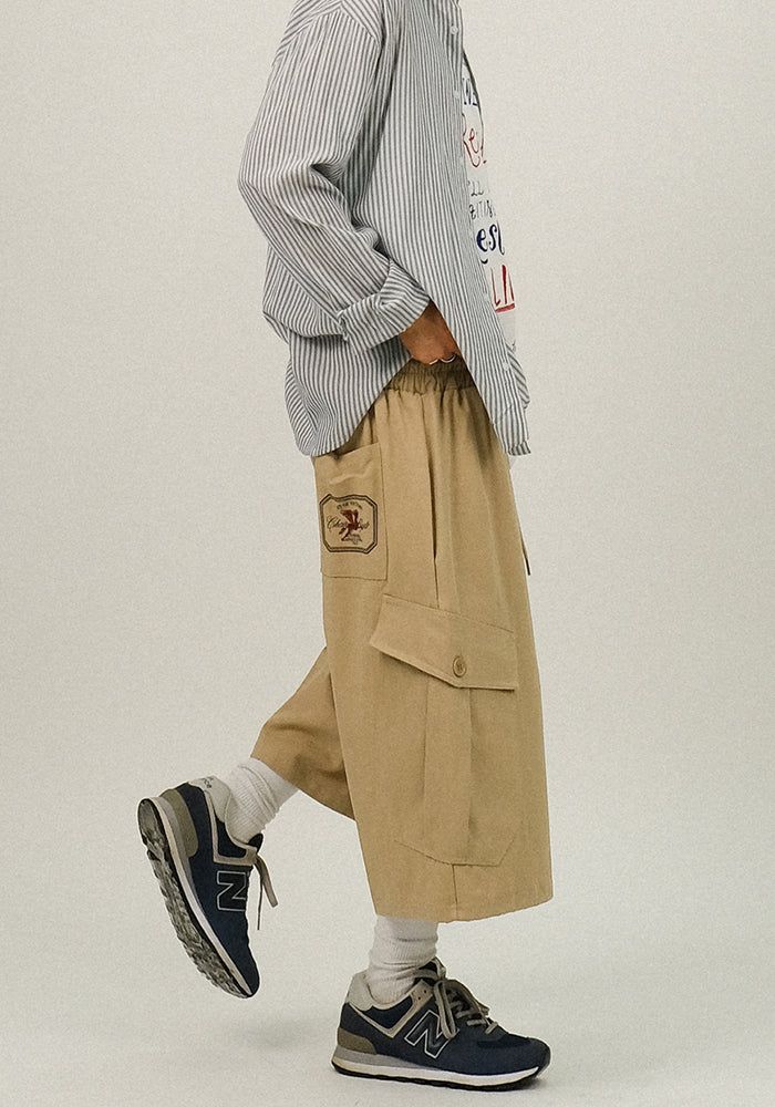 SEMIKAJI(セミカジ)の「AD Cargo Back Printing Bermuda Banding Pants(Pants)」