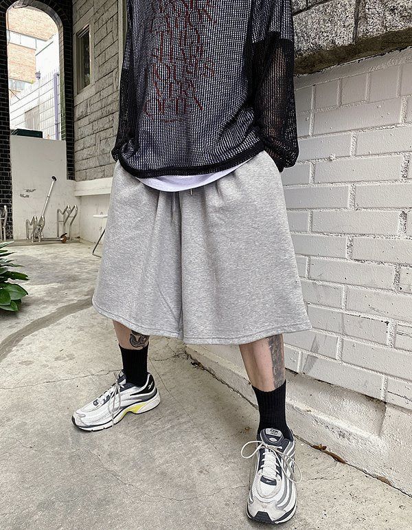 HOLY IN CODE（ホーリーインコード）の「No.8803 widewide cotton SHORTS (3color)（Pants）」