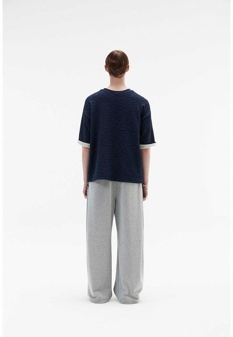 deep four tuck flow banding pants grey