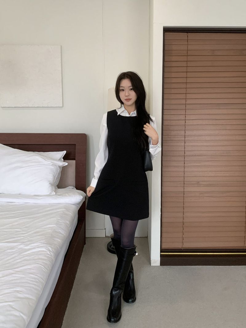 Maison Core Classic Buckle Leather Long Boots
