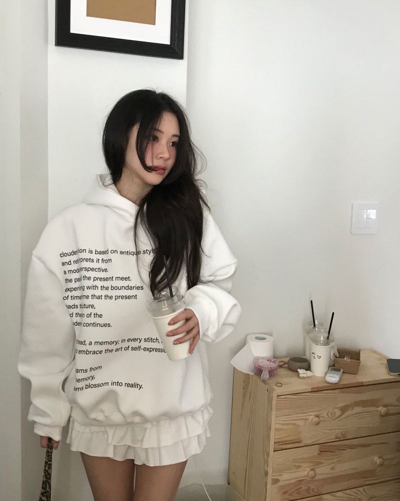 earth letter heavy hoodie