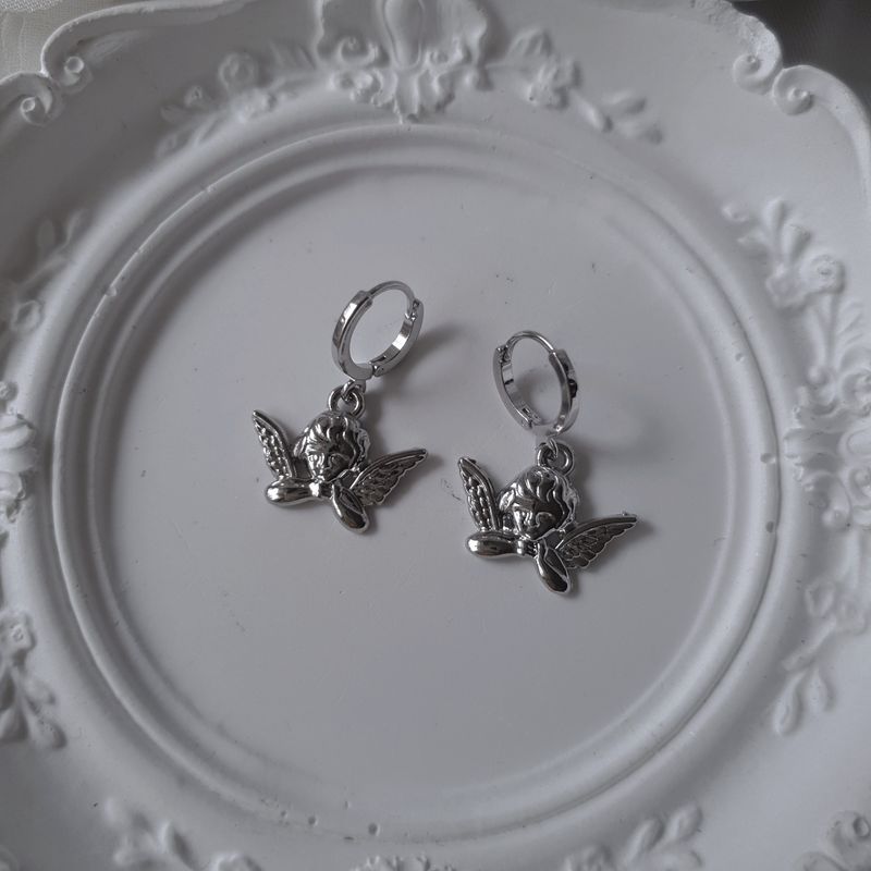 Petit Angel Huggies Piercing - Silver Color