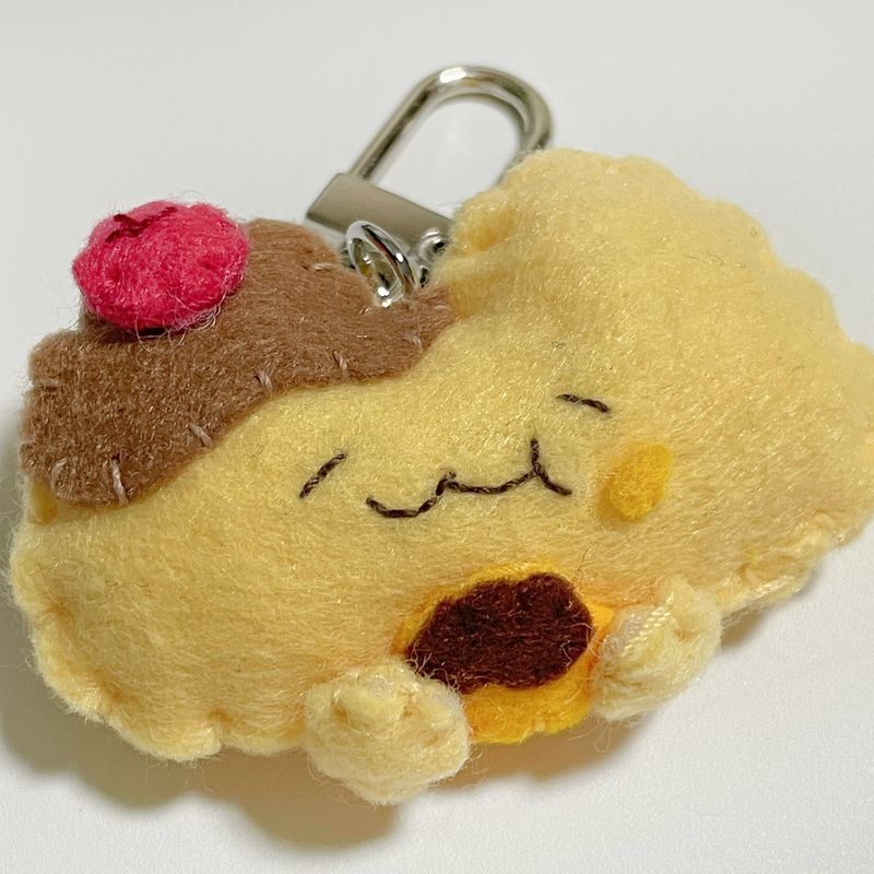 [MADE] Pudding Cat Key ring
