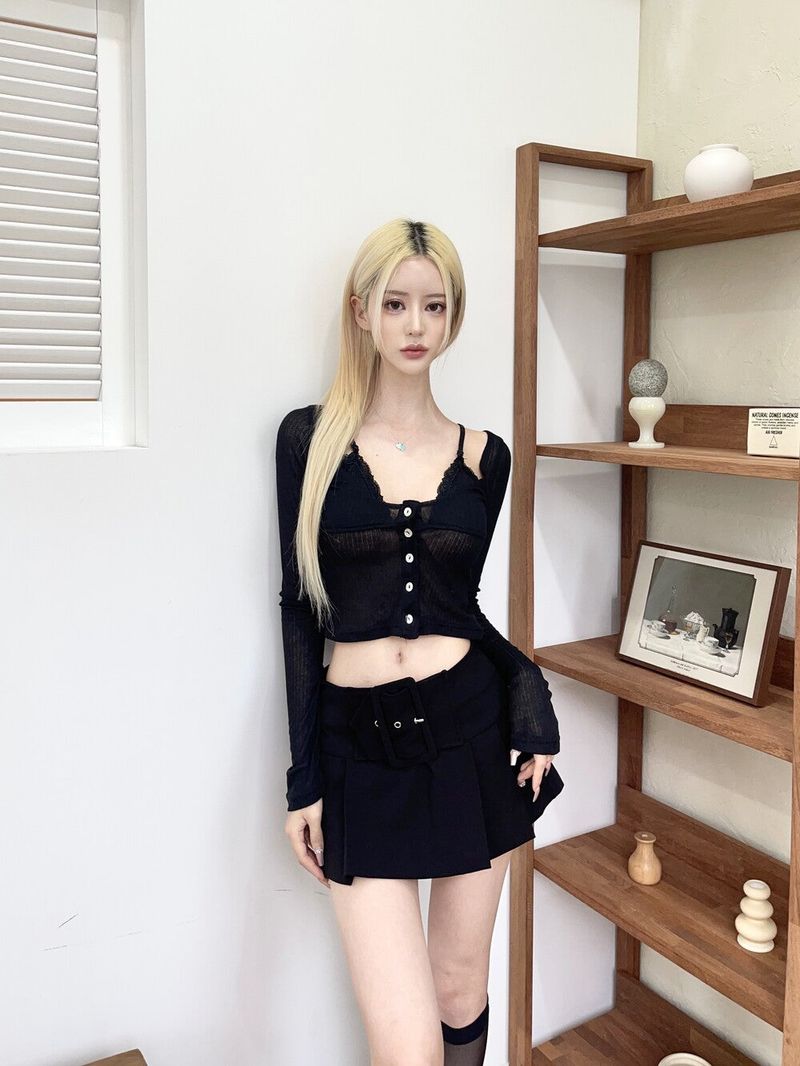 1303. Bralette layered button T (3color)