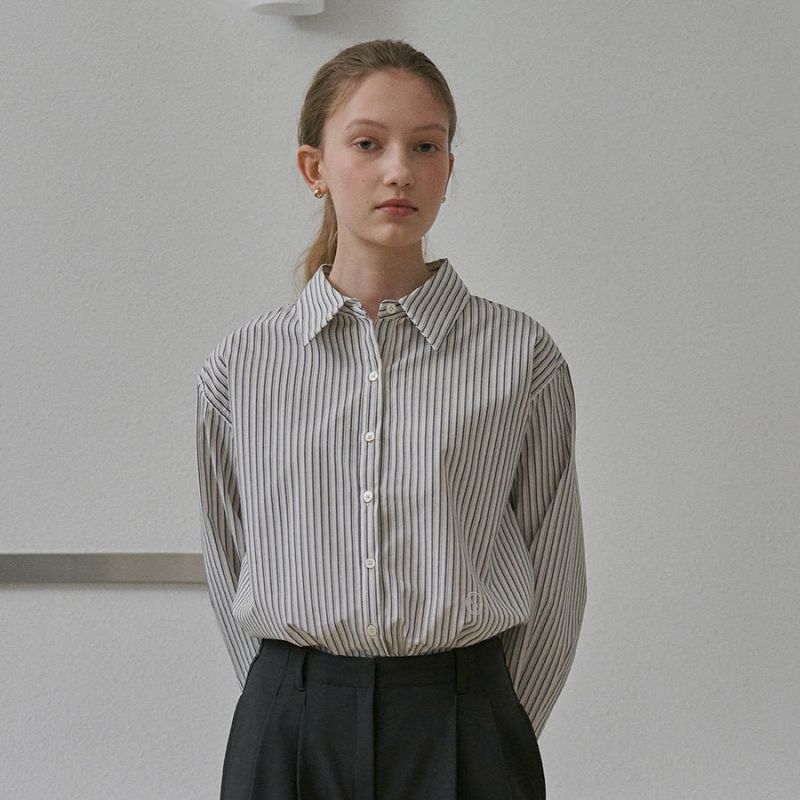 Eessential stripe shirt