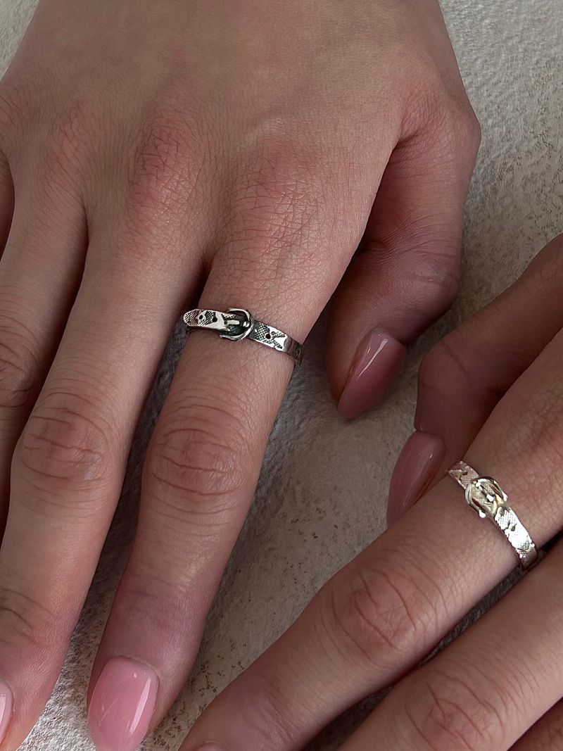 Star Belt Ring