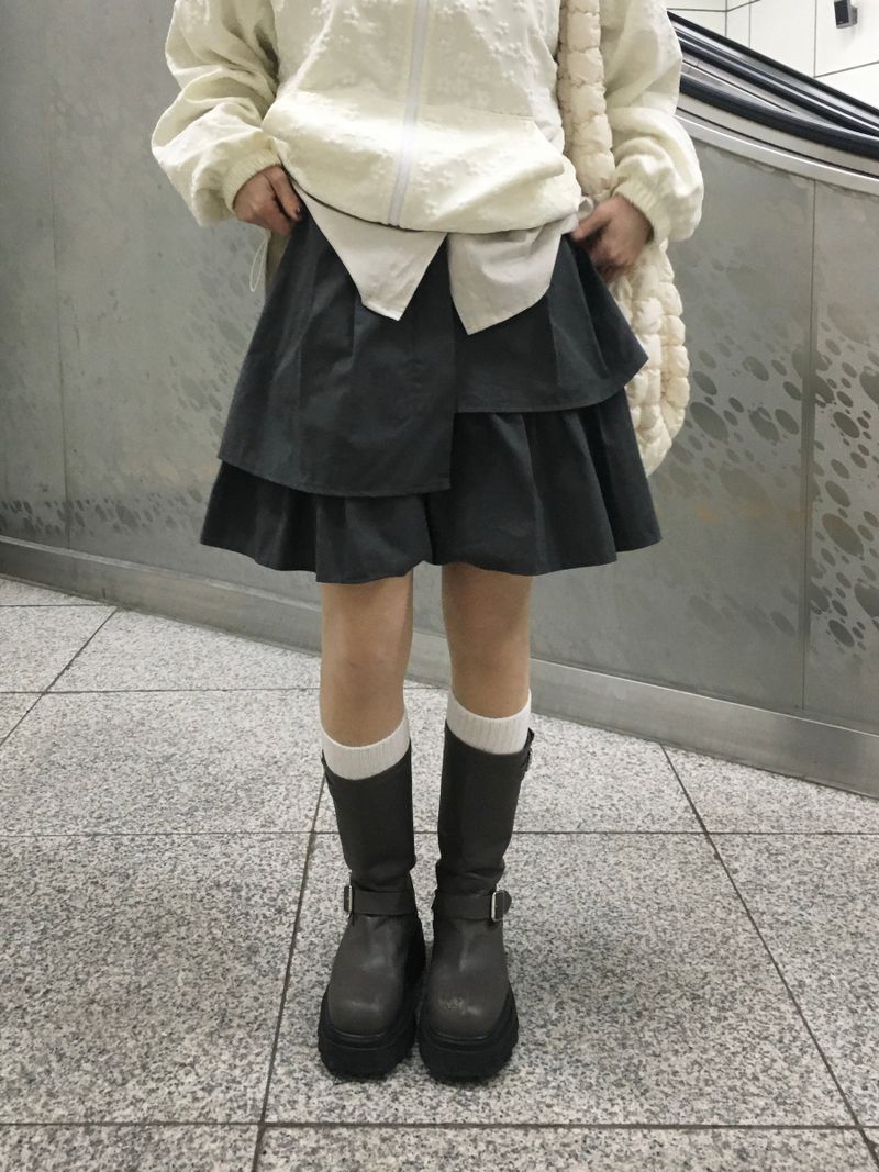 Mute Unbalanced Layered Skirt (3c)