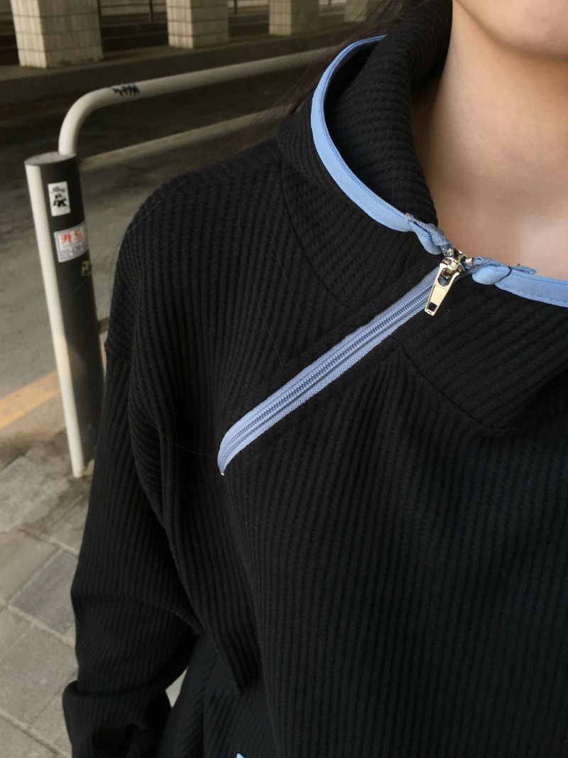 Split Diagonal Waffle Hoodie (4c)