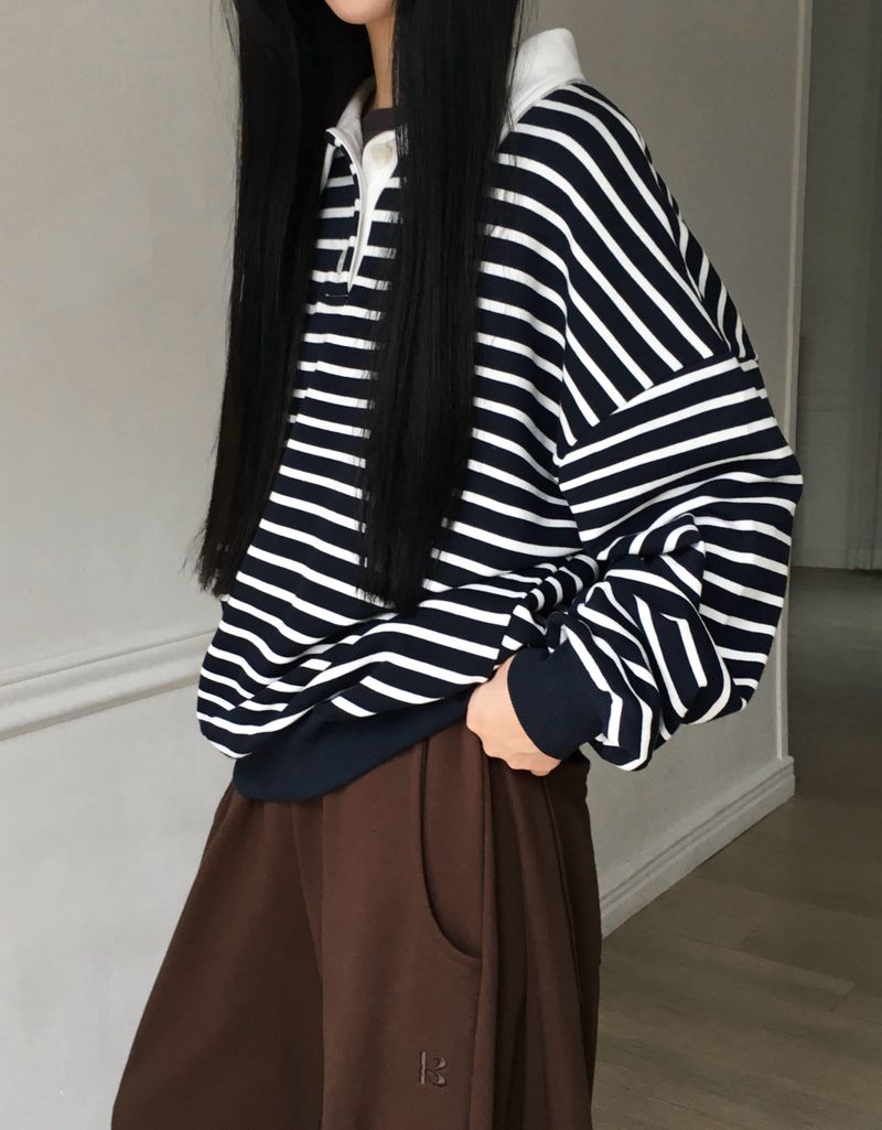 [ORIGINAL] Navel Stripe Collar Sweatshirt