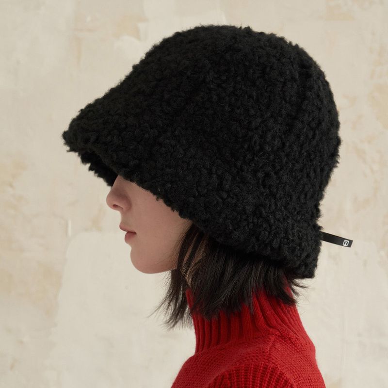 VARZAR（バザール）の「VA Square Longlabel Fleece Tulip Hat / Black（Hats）」