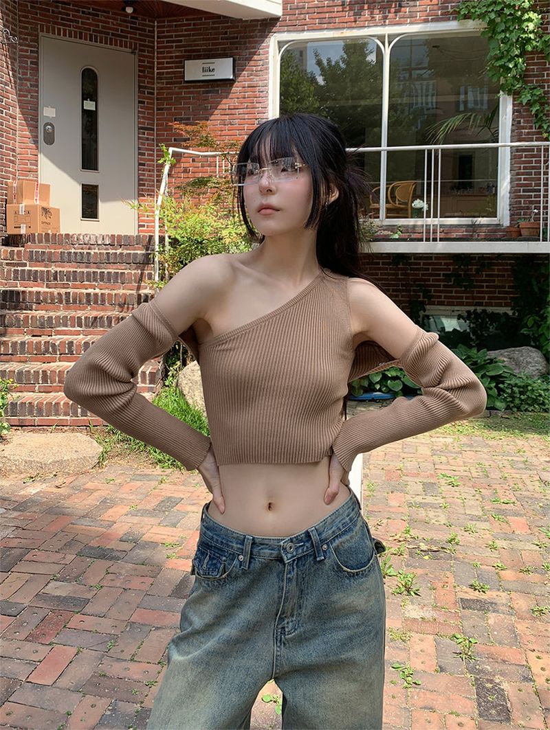 BACK POCKET WIDE JEANS