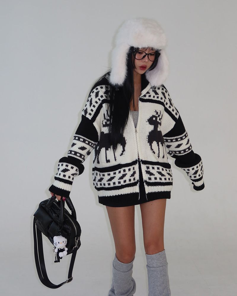 Mink fur earrings Baraklava Truffer hat