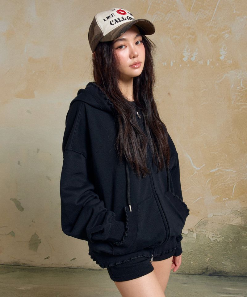 WASHED RUFFLE HOODIE ZIP-UP / BLACK
