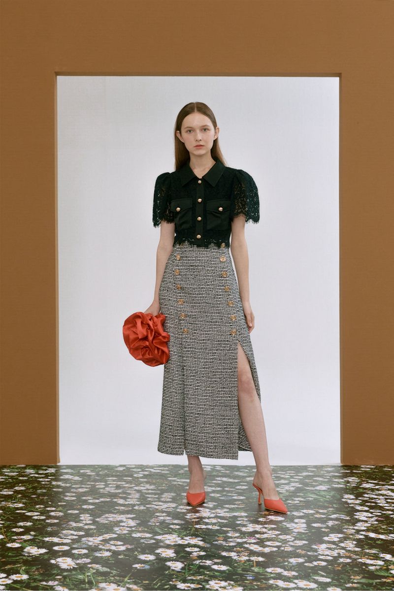 ROMANCHIC(ロマンシック)の「Lace jacket(Tops)」