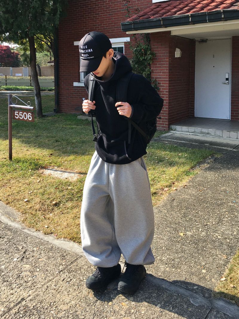 Limit Boa Fleece Sweatpants 5C