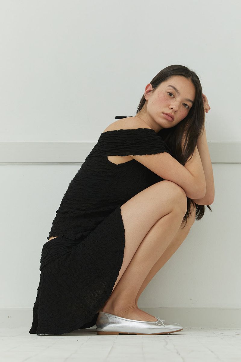 LACE HALTER LAYER TOP / BLACK